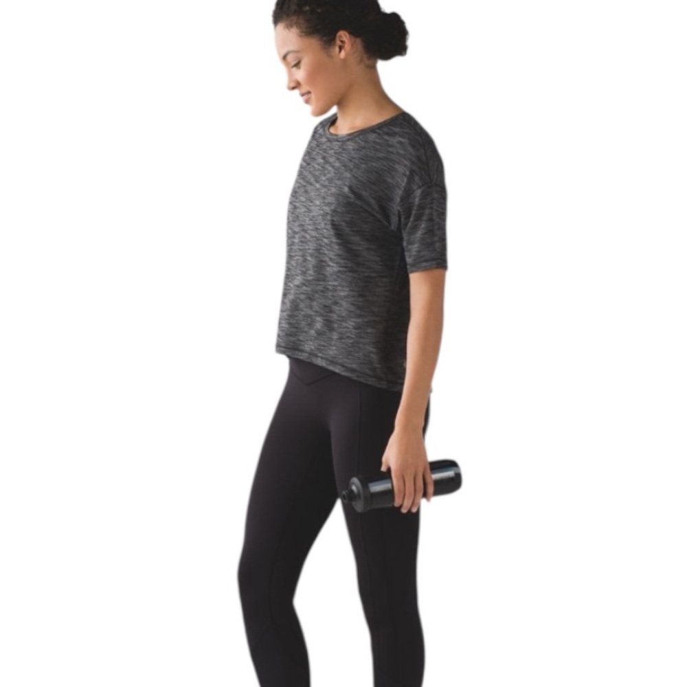 Lululemon Athletica Run It Out Tee space dyed heather black Luon shirt 6 NEW NWT